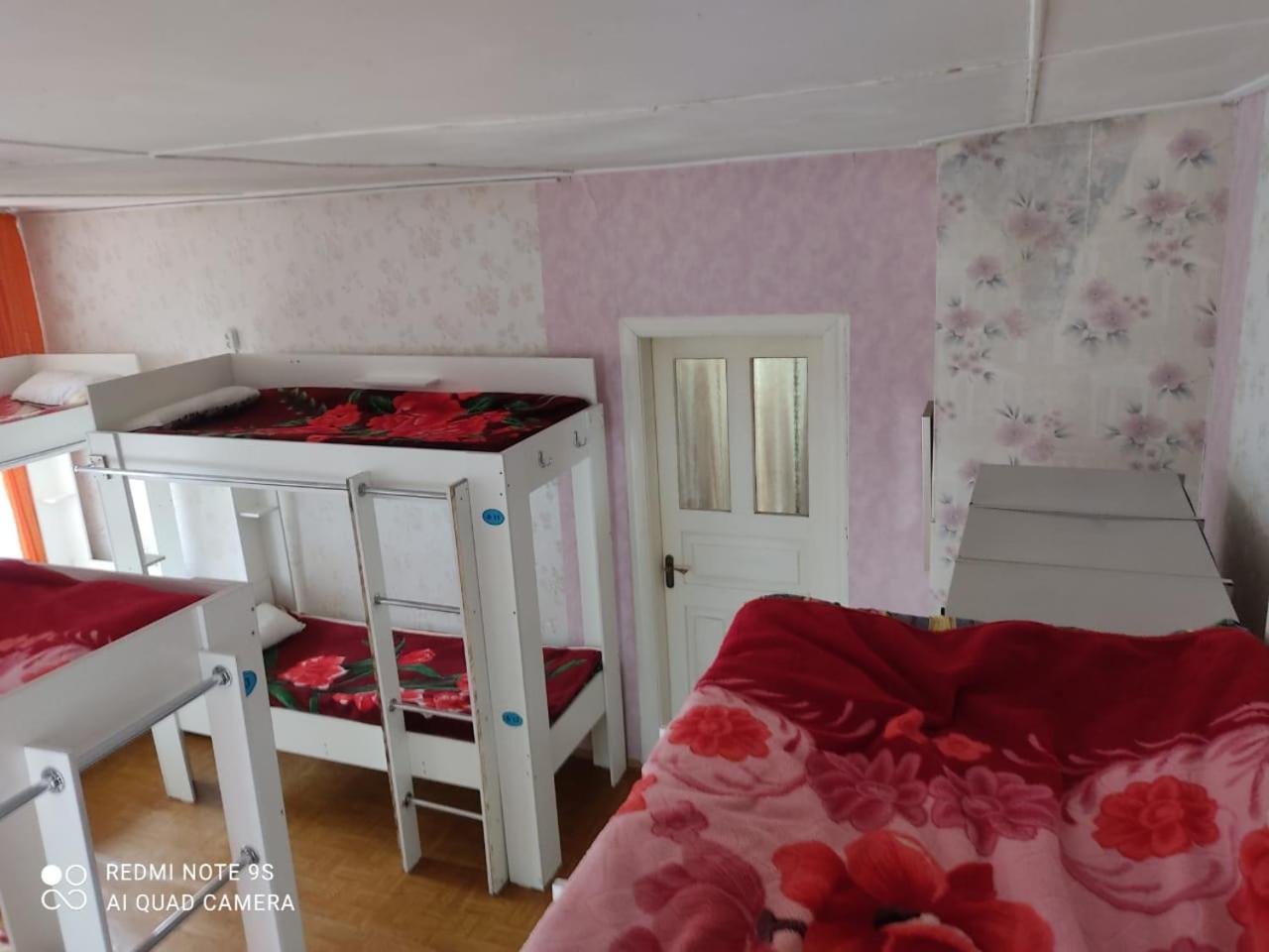 Hostel "Ormanova" 阿拉木图 外观 照片